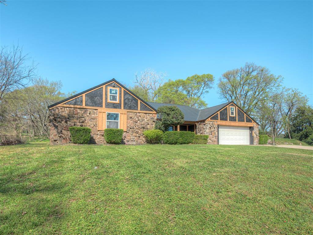 915 Hidden Lake DR, Seminole, OK 74868