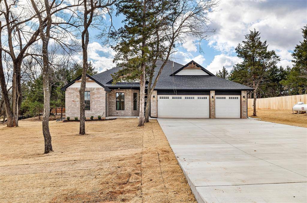 2415 Black Jack WAY, Blanchard, OK 73010