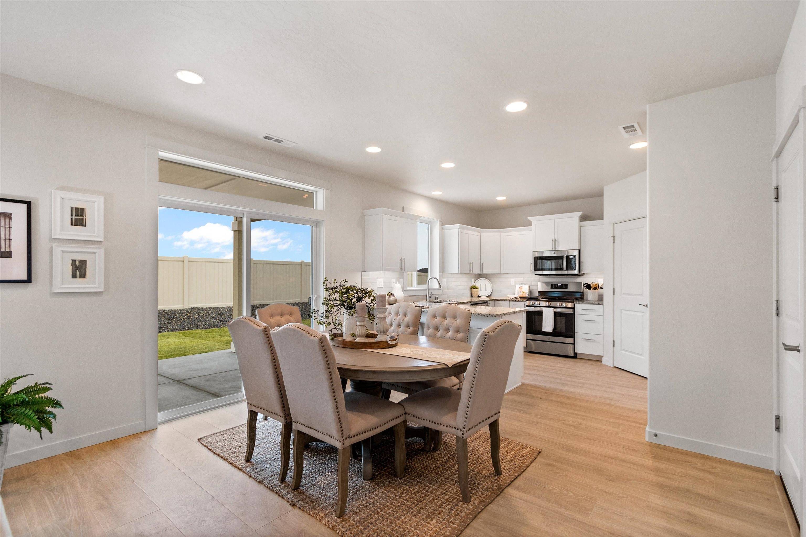 5348 N Ainsworth Ln #Timberline 3 car, Spokane, WA 99217