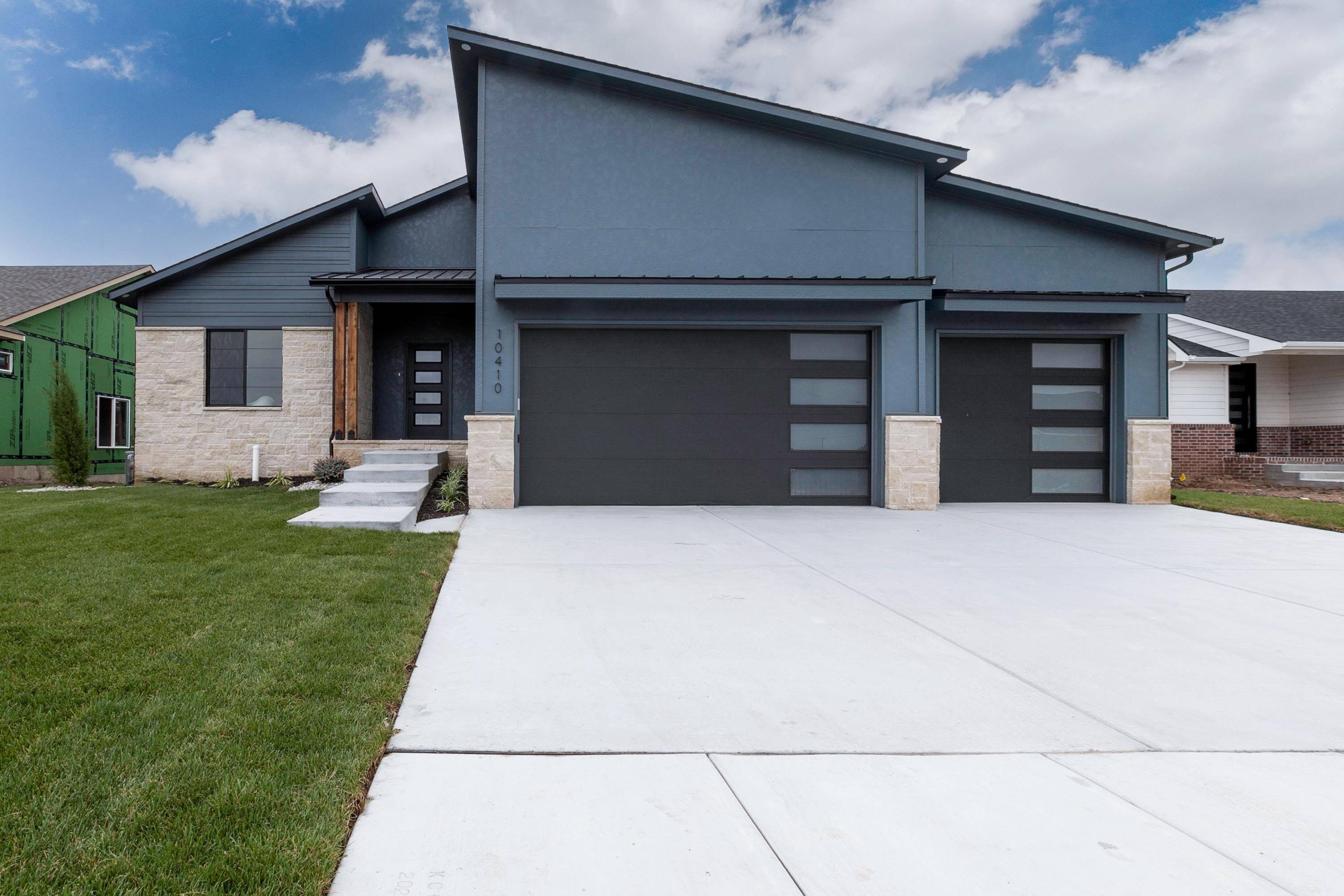 10410 W Graber Cir., Wichita, KS 67215