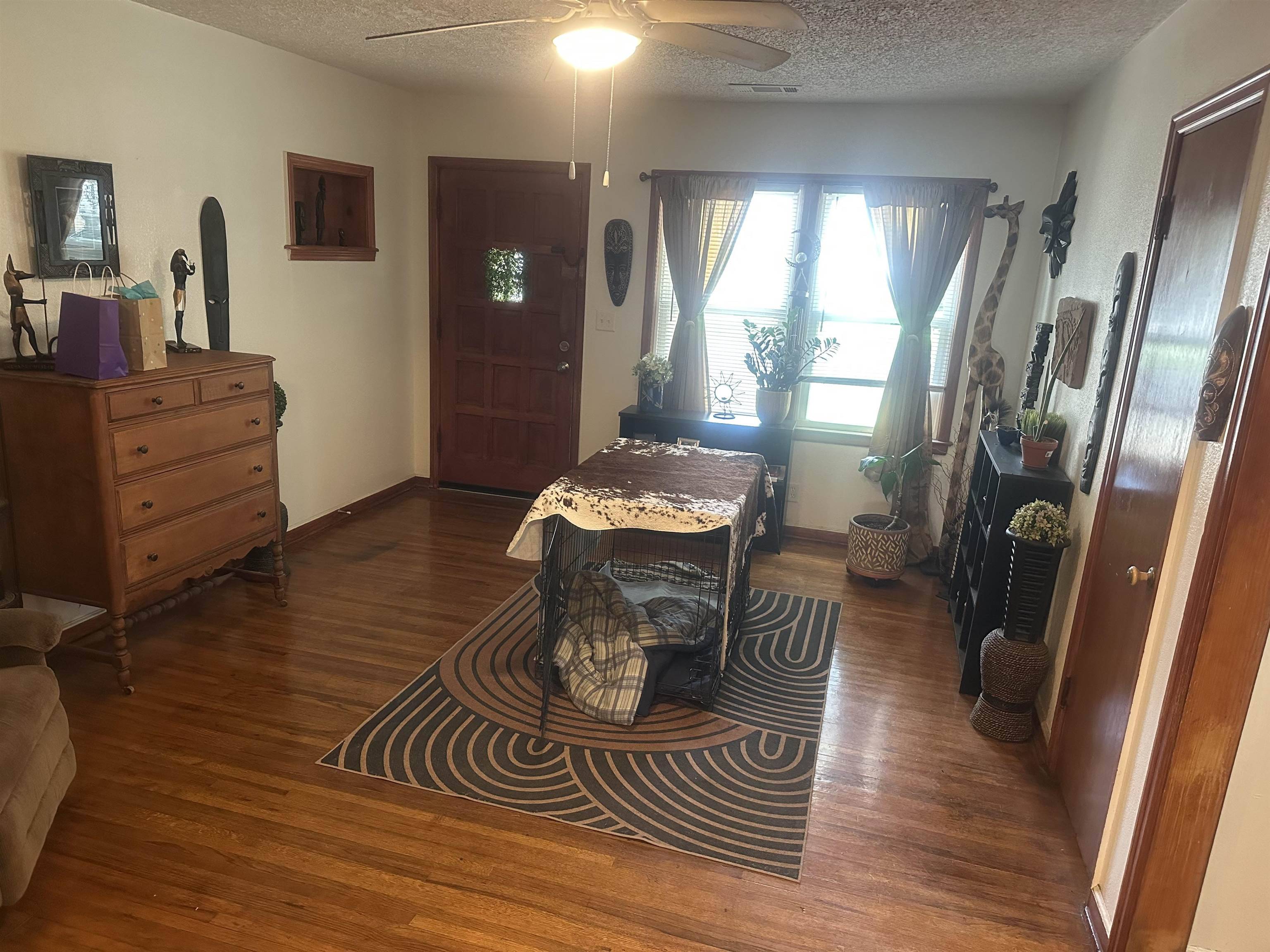 637 S Lightner Dr., Wichita, KS 67218