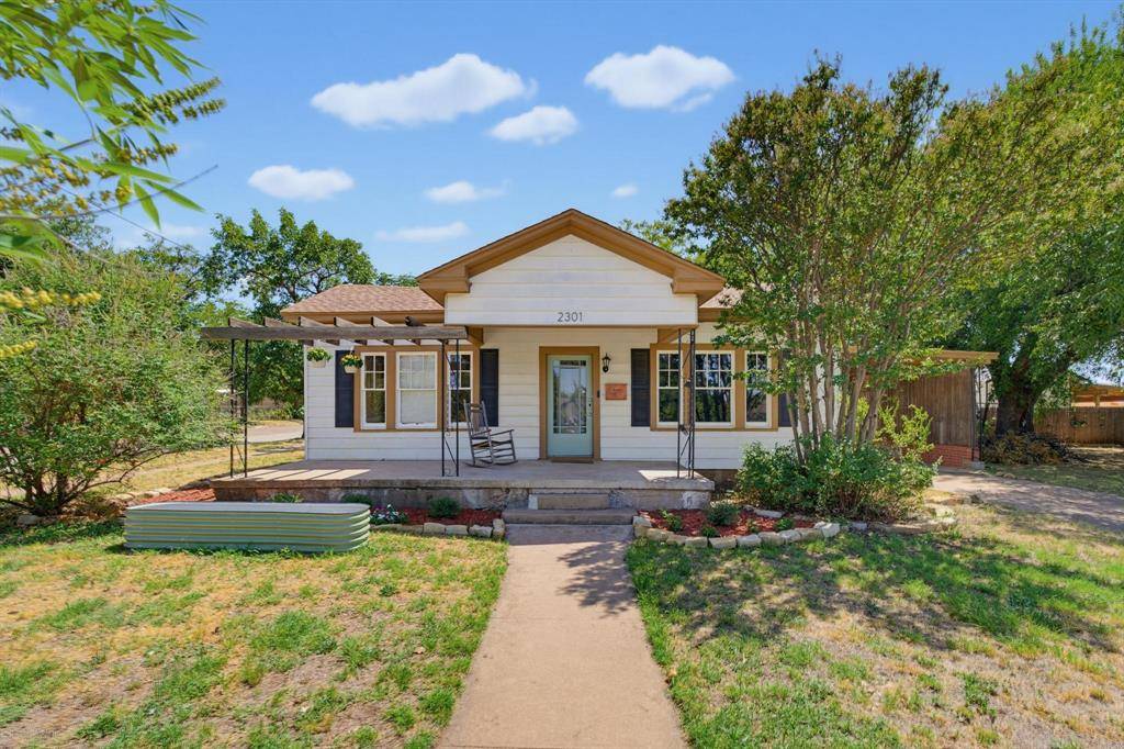 2301 S 6th Street, Abilene, TX 79605