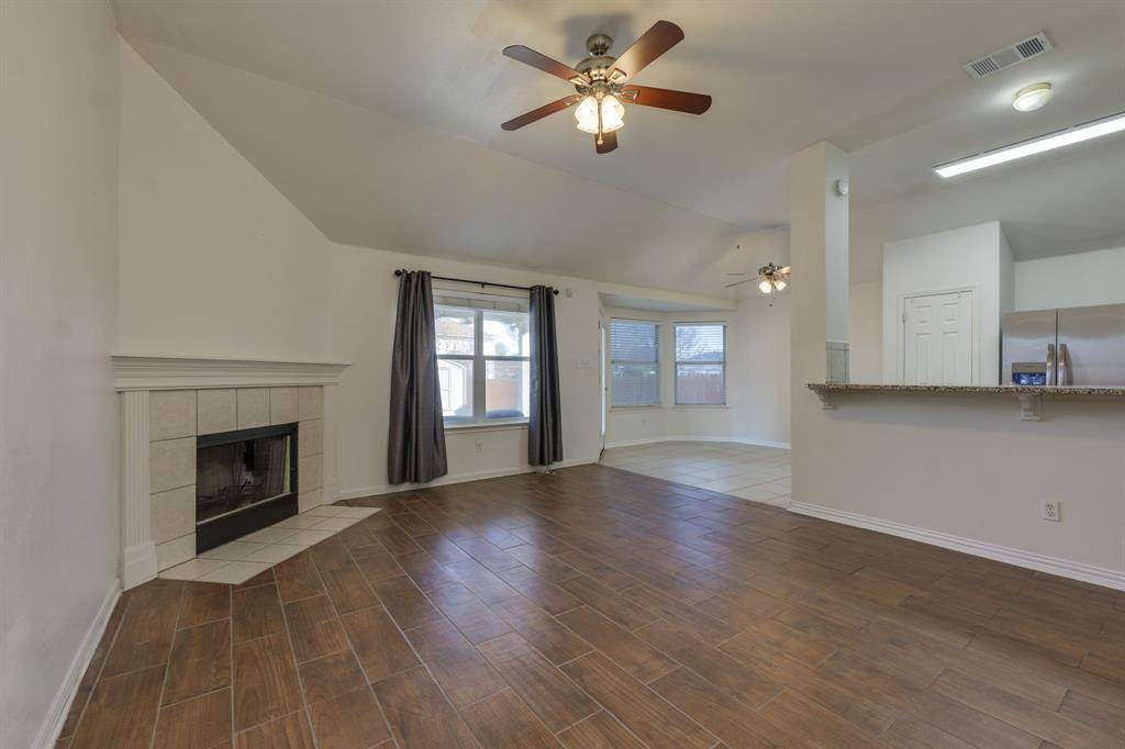 6007 Lone Star CT, Hutto, TX 78634