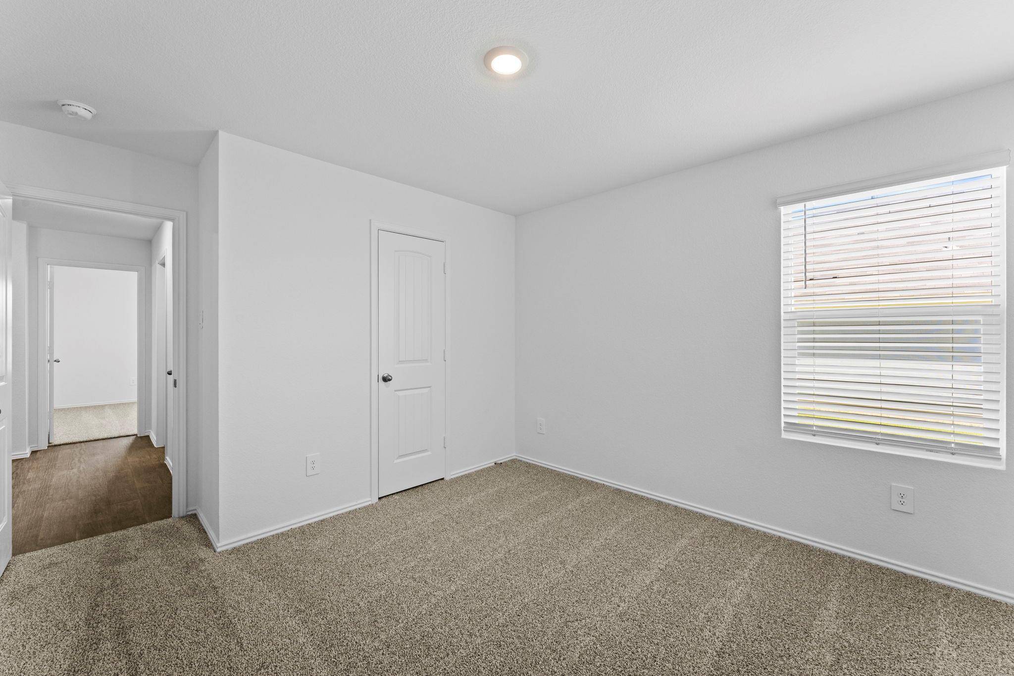 663 Ebbsfleet DR, Uhland, TX 78640