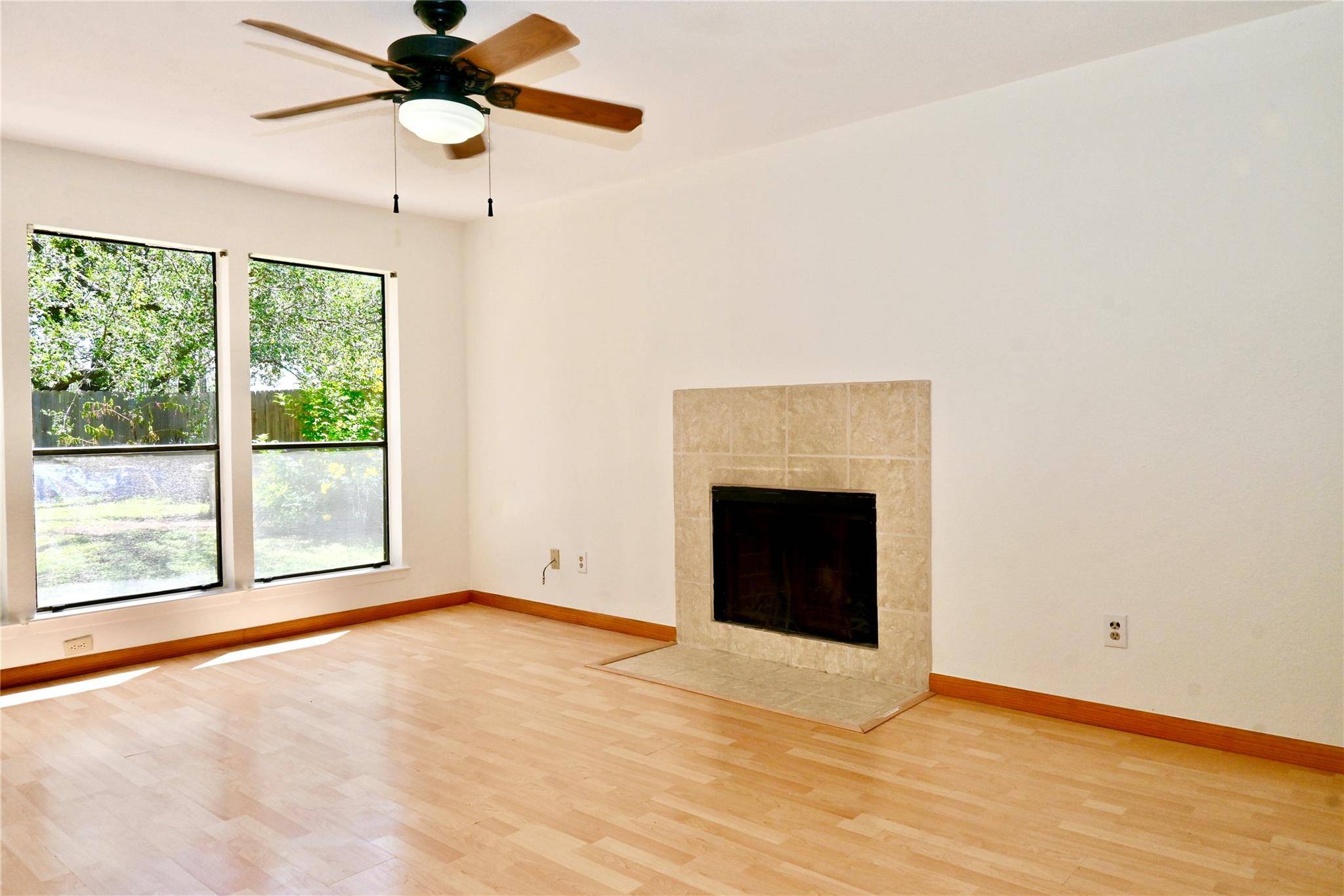 13356 Water Oak LN #B, Austin, TX 78729