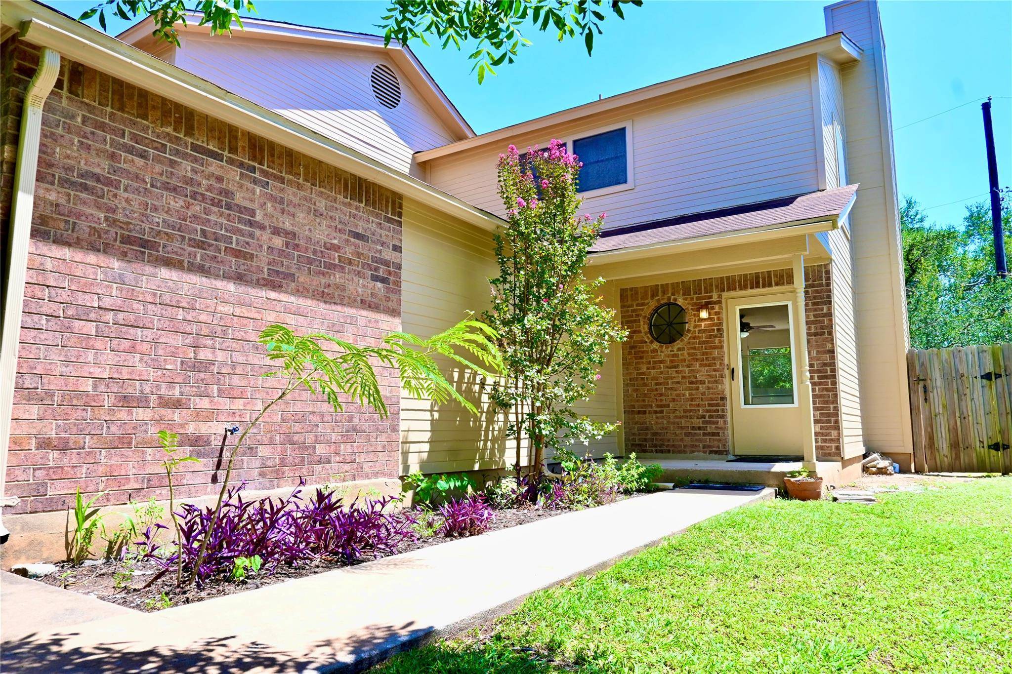 13356 Water Oak LN #B, Austin, TX 78729