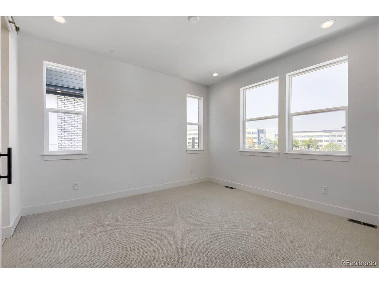 10978 E Hinsdale, Centennial, CO 80112