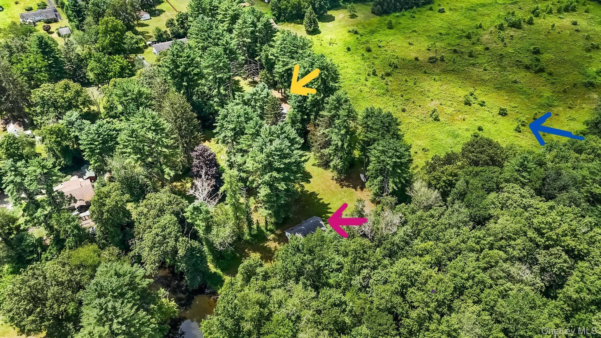 12 Kiernan GLN, Cuddebackville, NY 12729