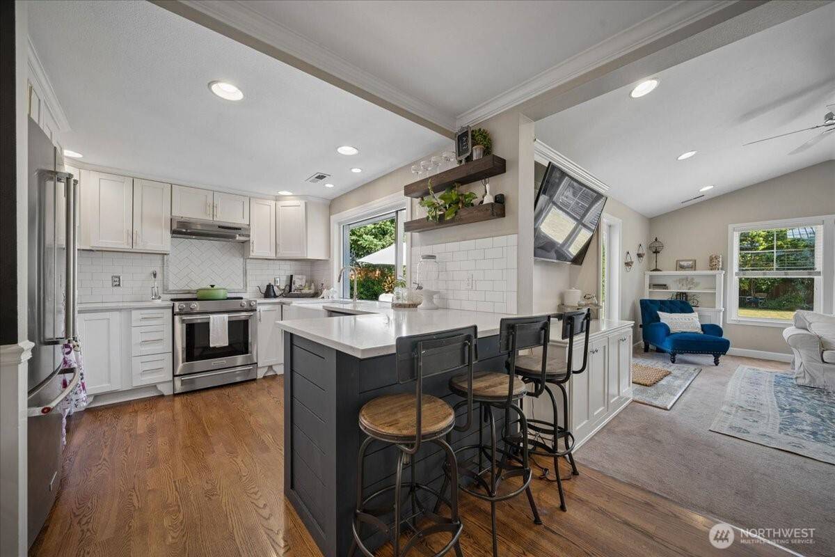 33331 SE 42nd ST, Fall City, WA 98024