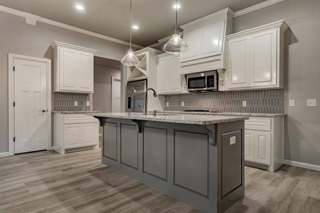 6296 NW 178th TER, Edmond, OK 73012