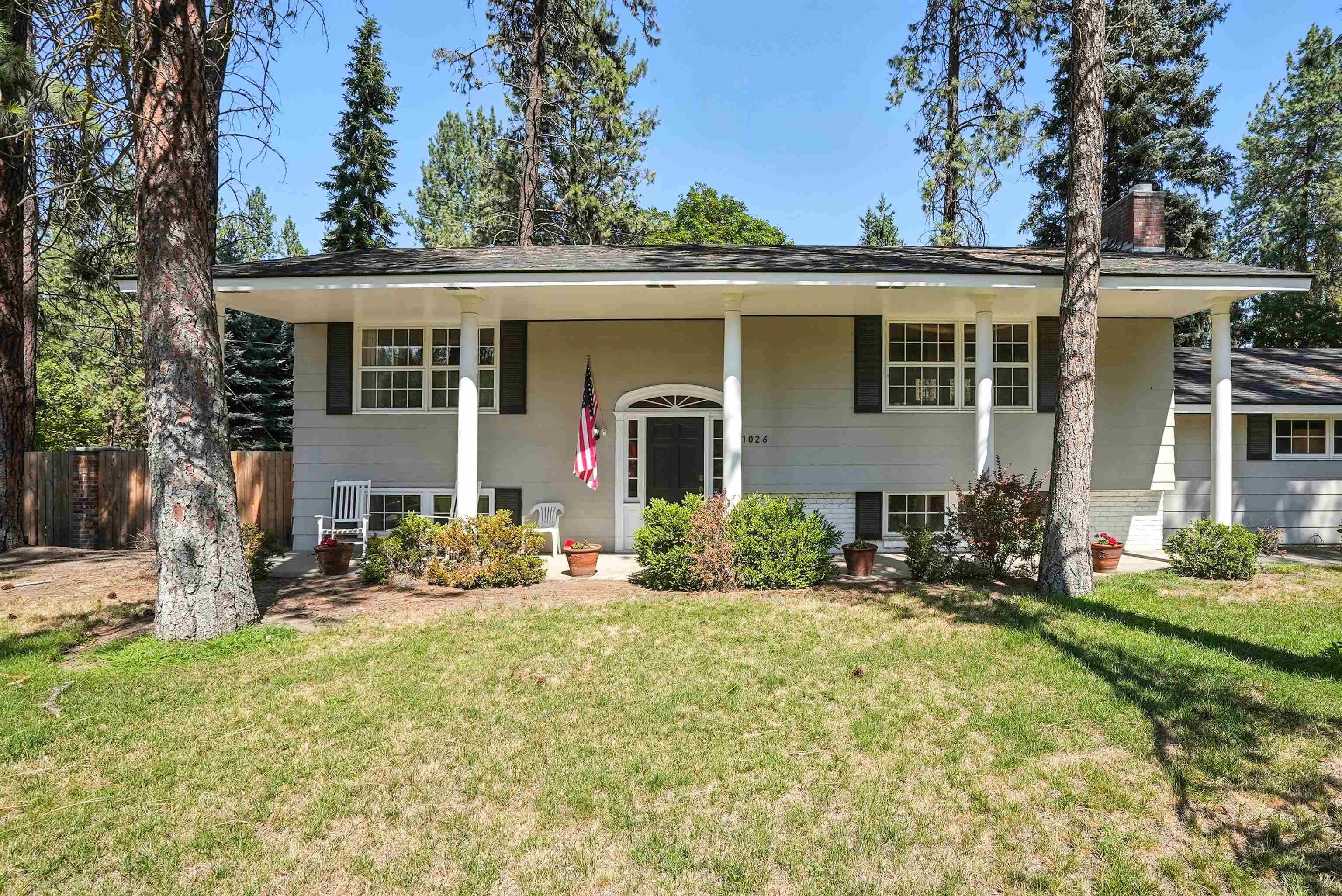 1026 W Woodway Ave, Spokane, WA 99218