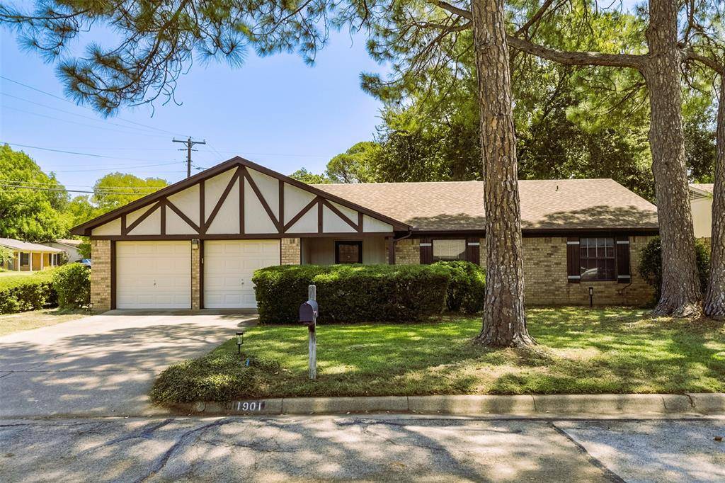 1901 Alston Street, Arlington, TX 76013