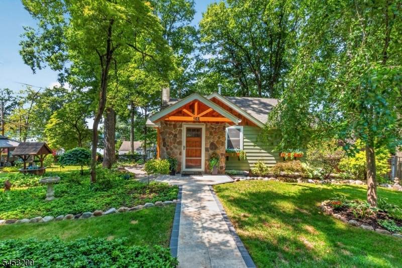 165 New Jersey Ave, Jefferson Twp., NJ 07849