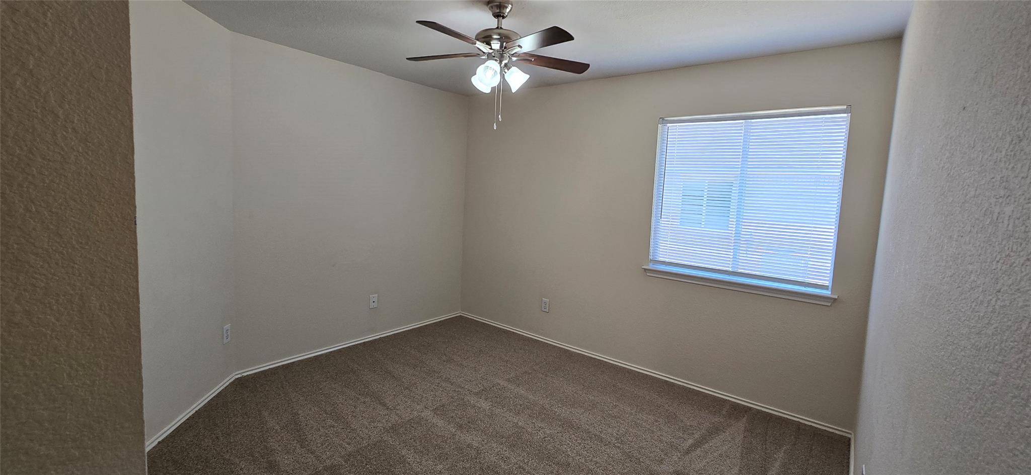 911 Remington DR, Leander, TX 78641