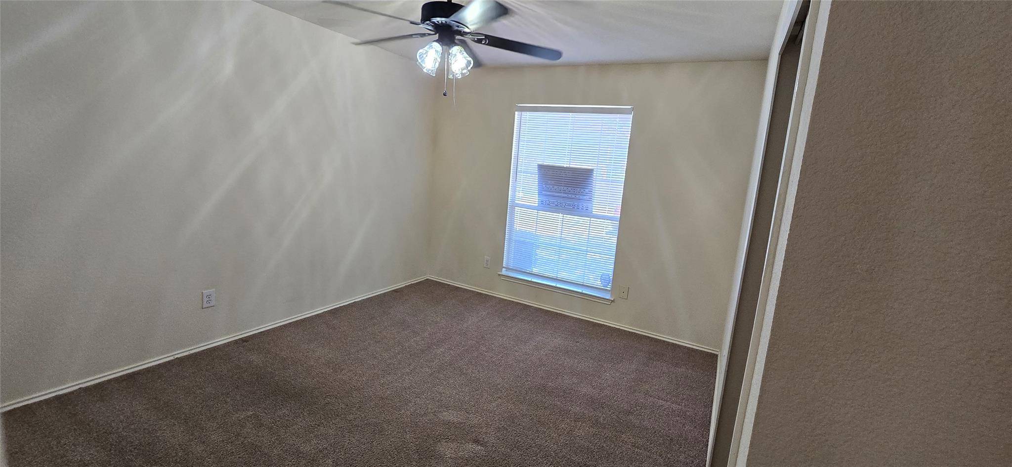 911 Remington DR, Leander, TX 78641