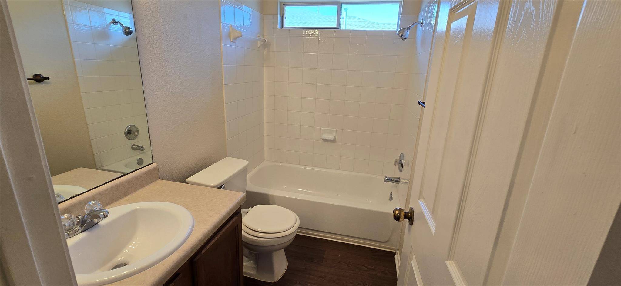 911 Remington DR, Leander, TX 78641