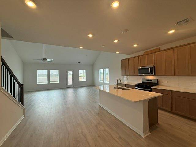 125 Skyview Farm LN, Liberty Hill, TX 78642