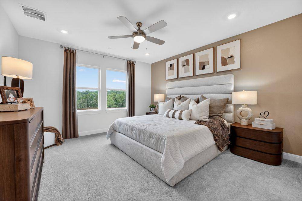 220 Copperwind DR, Liberty Hill, TX 78642