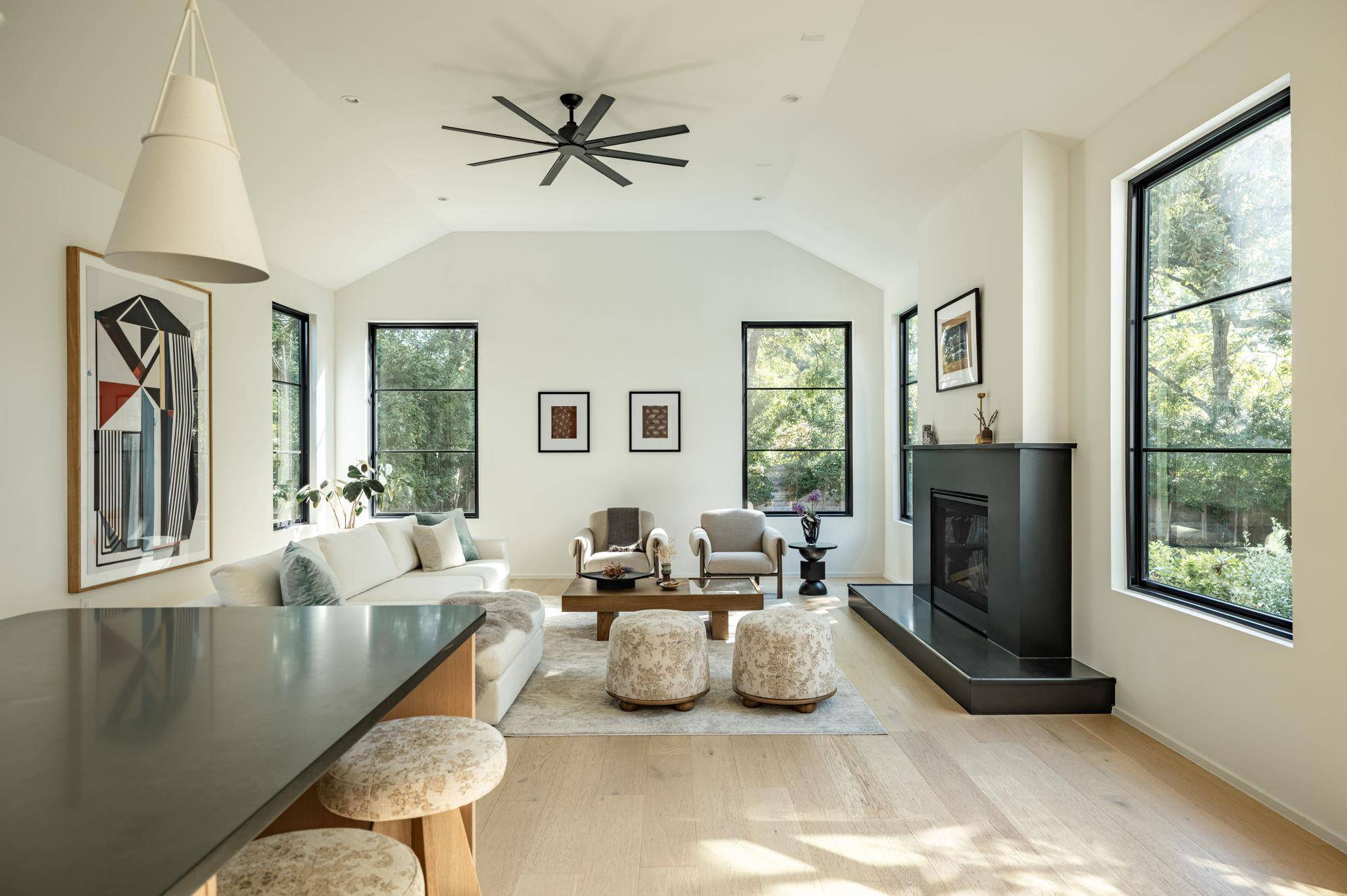 907 Karen, Austin, TX 78757