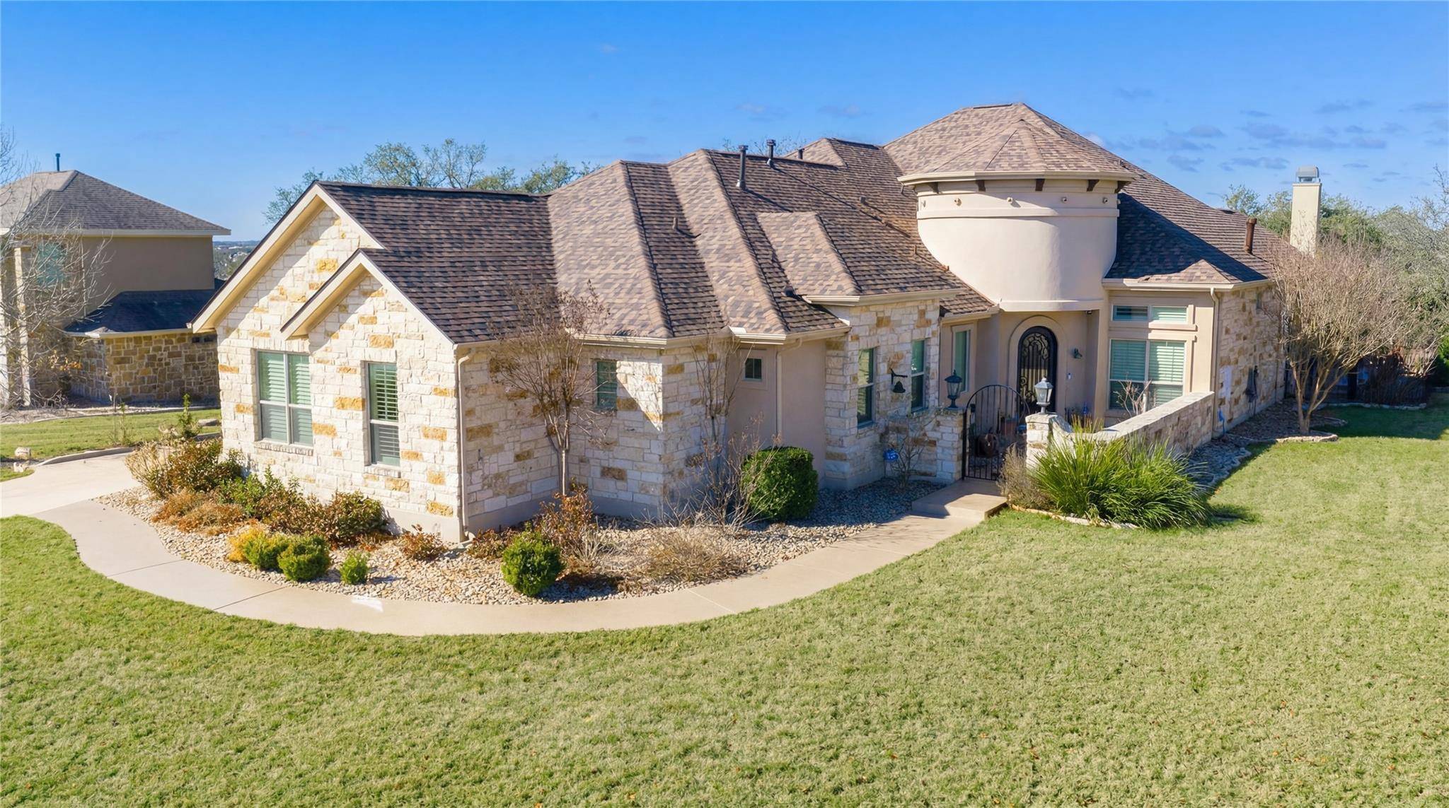 120 Applewood DR, Driftwood, TX 78619