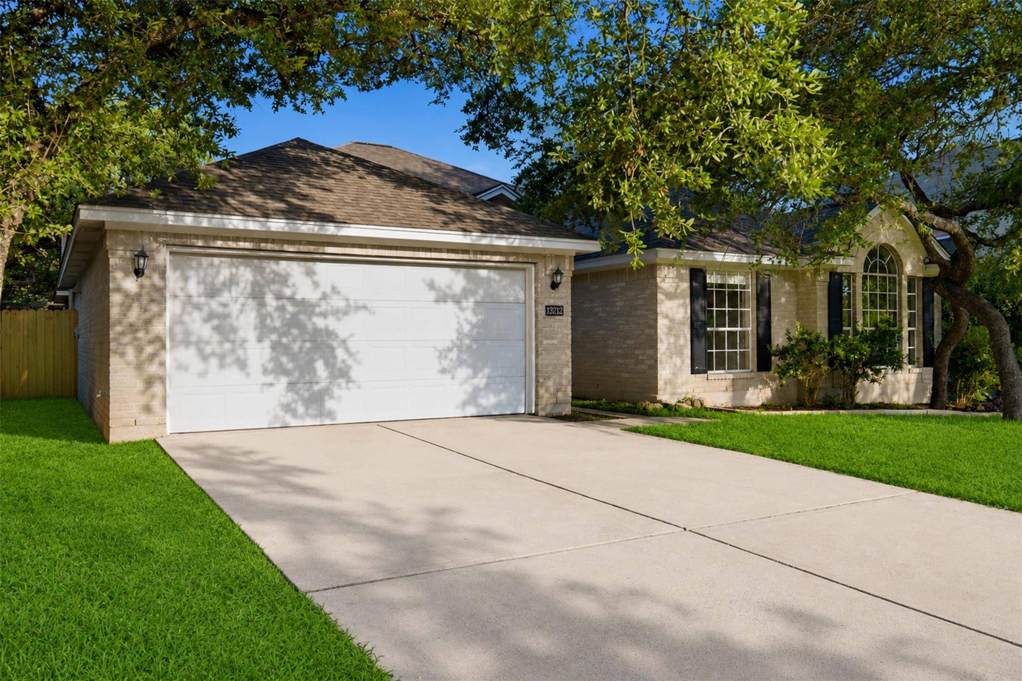 13212 HUMPHREY DR, Austin, TX 78729