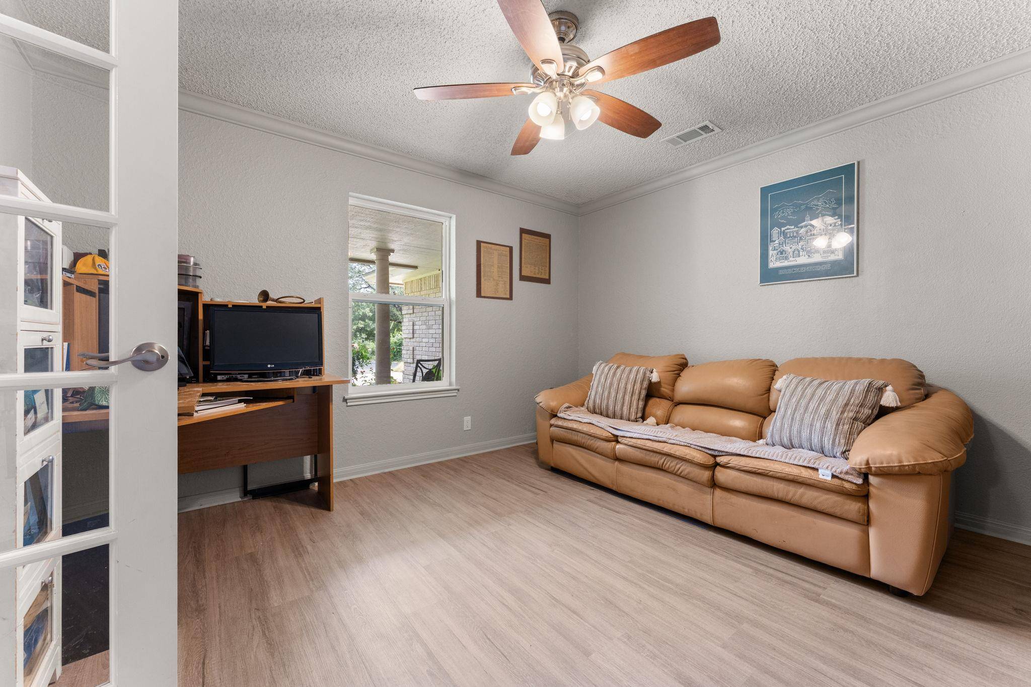9702 Beauchamp SQ, Austin, TX 78729