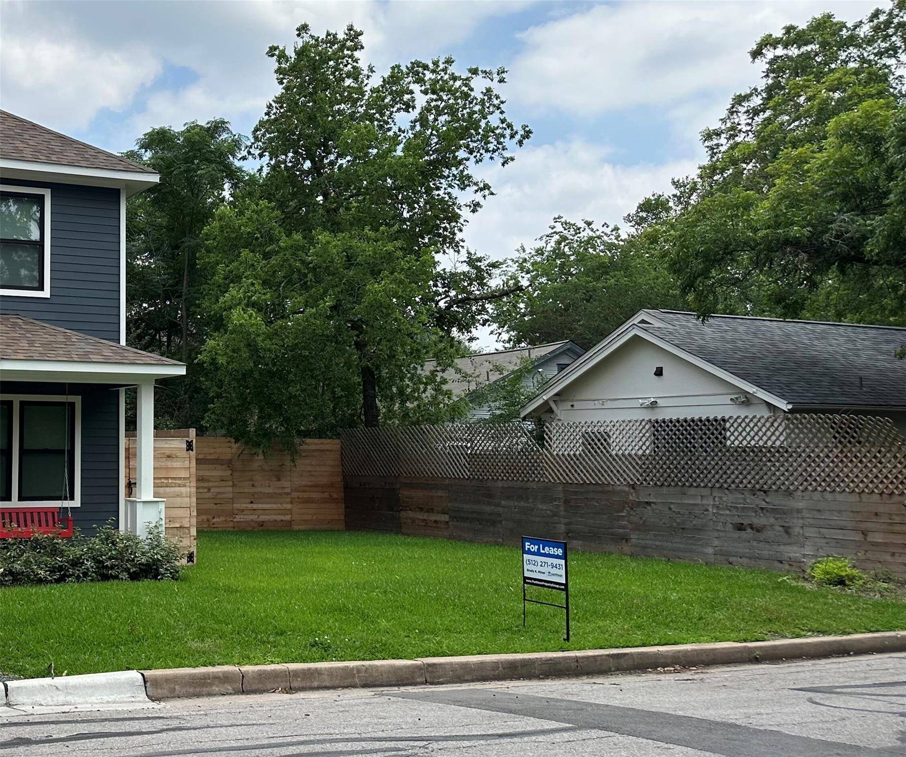712 Harris Ave #2, Austin, TX 78705