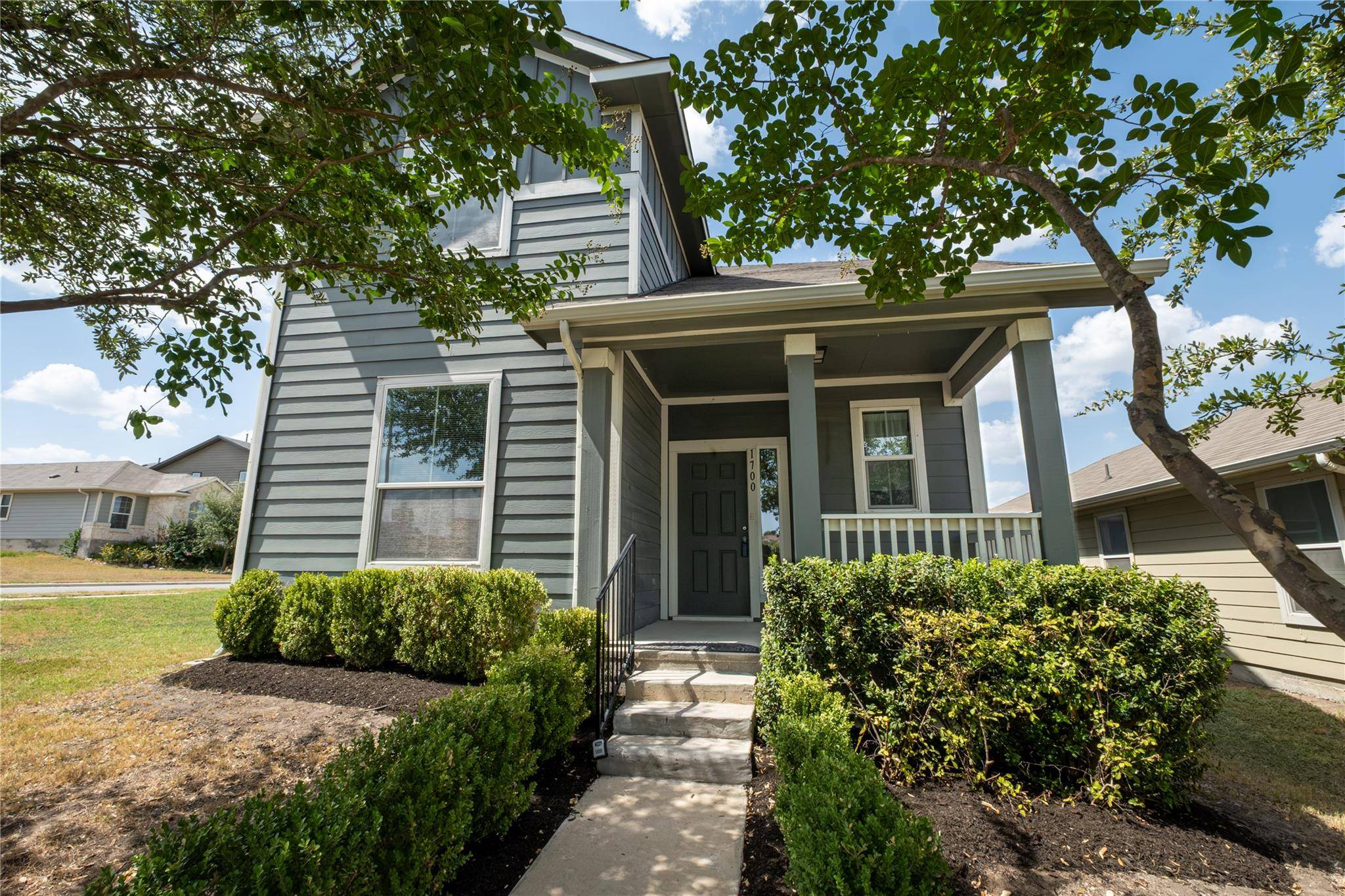 1700 Arborside DR, Austin, TX 78754
