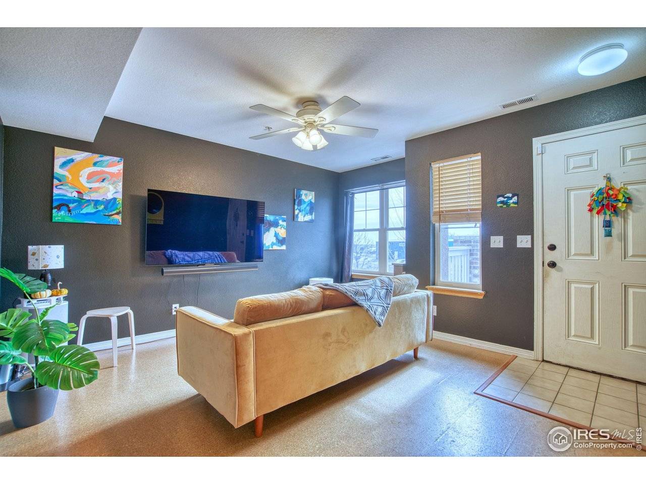 1045 Laramie #3-F, Boulder, CO 80304