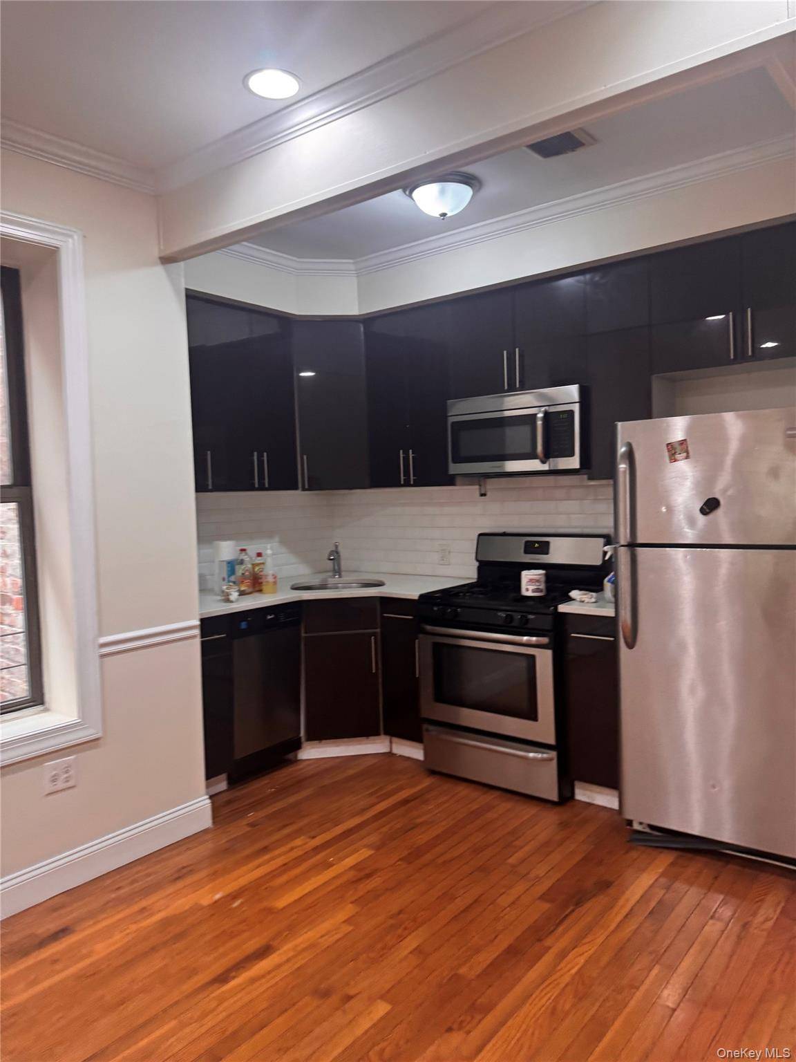 655 Hendrix ST, Brooklyn, NY 11207
