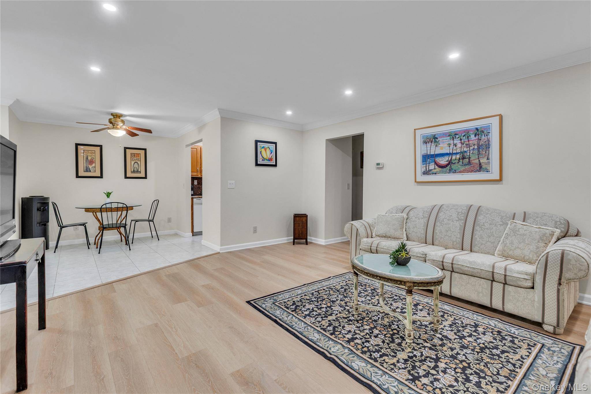 45 Richmond BLVD #2B, Ronkonkoma, NY 11779
