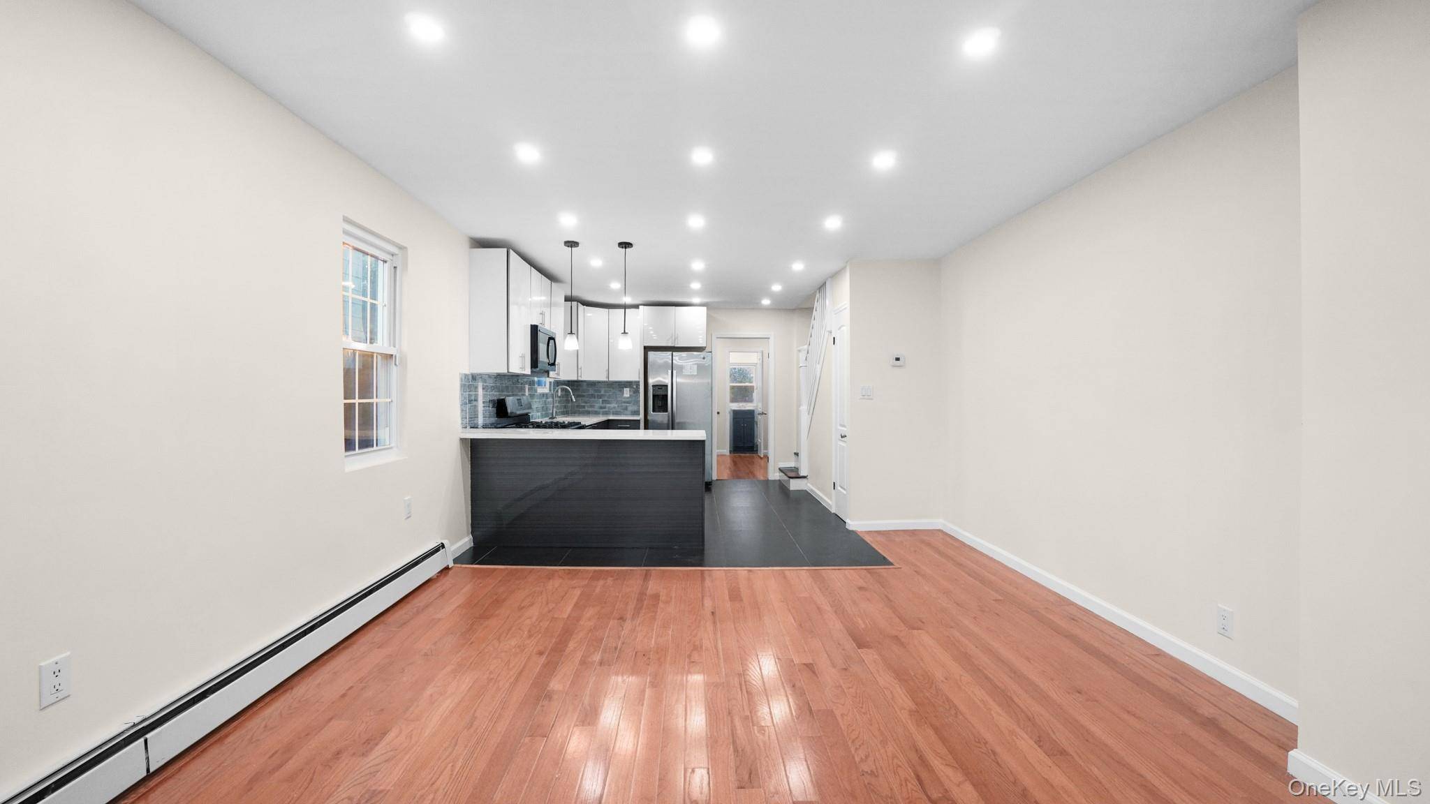 117-21 201st PL, Saint Albans, NY 11412