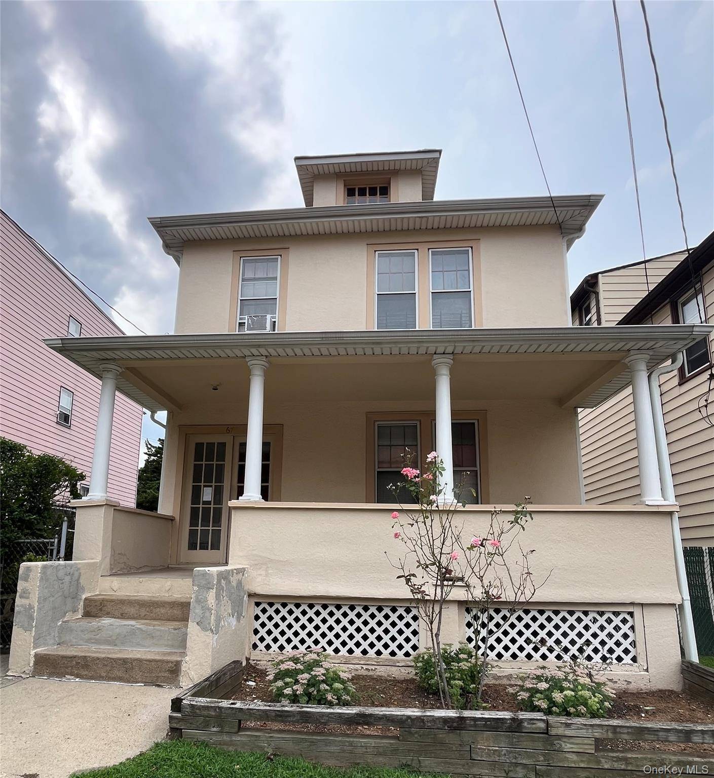 67 Crescent PL, Yonkers, NY 10704