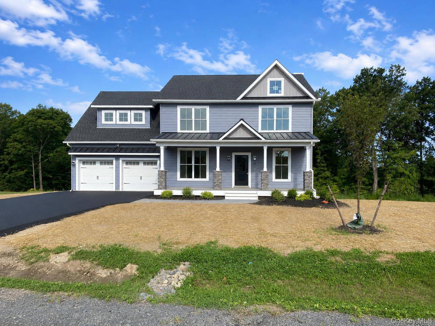 71 Lotus DR, Slate Hill, NY 10973