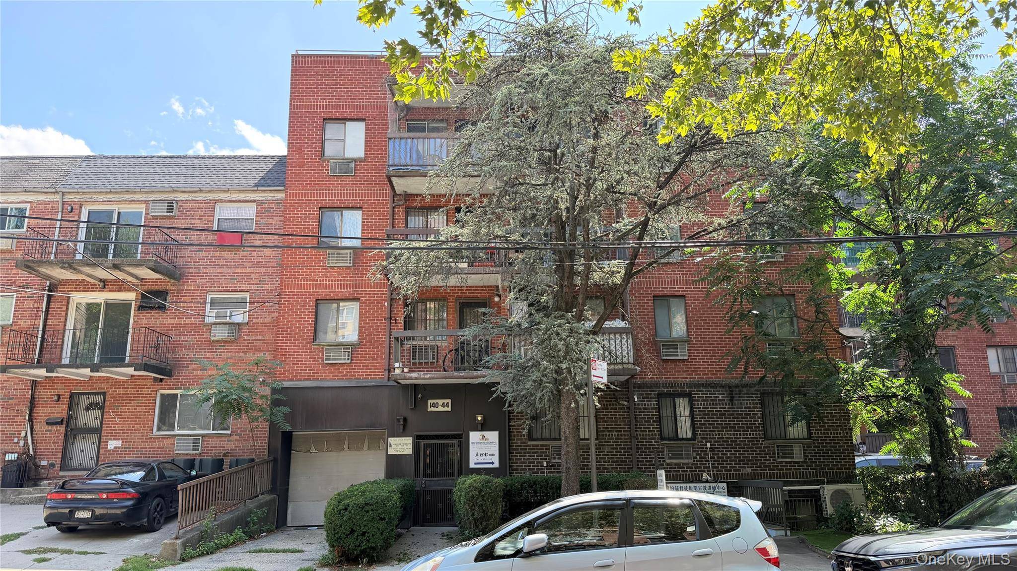 140-44 34th AVE #3D, Flushing, NY 11354