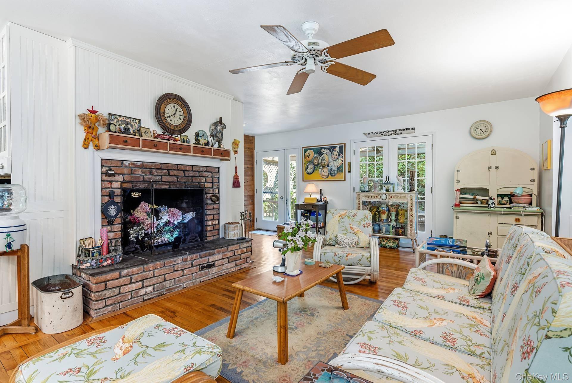 50 Barnes Hole RD, East Hampton, NY 11937