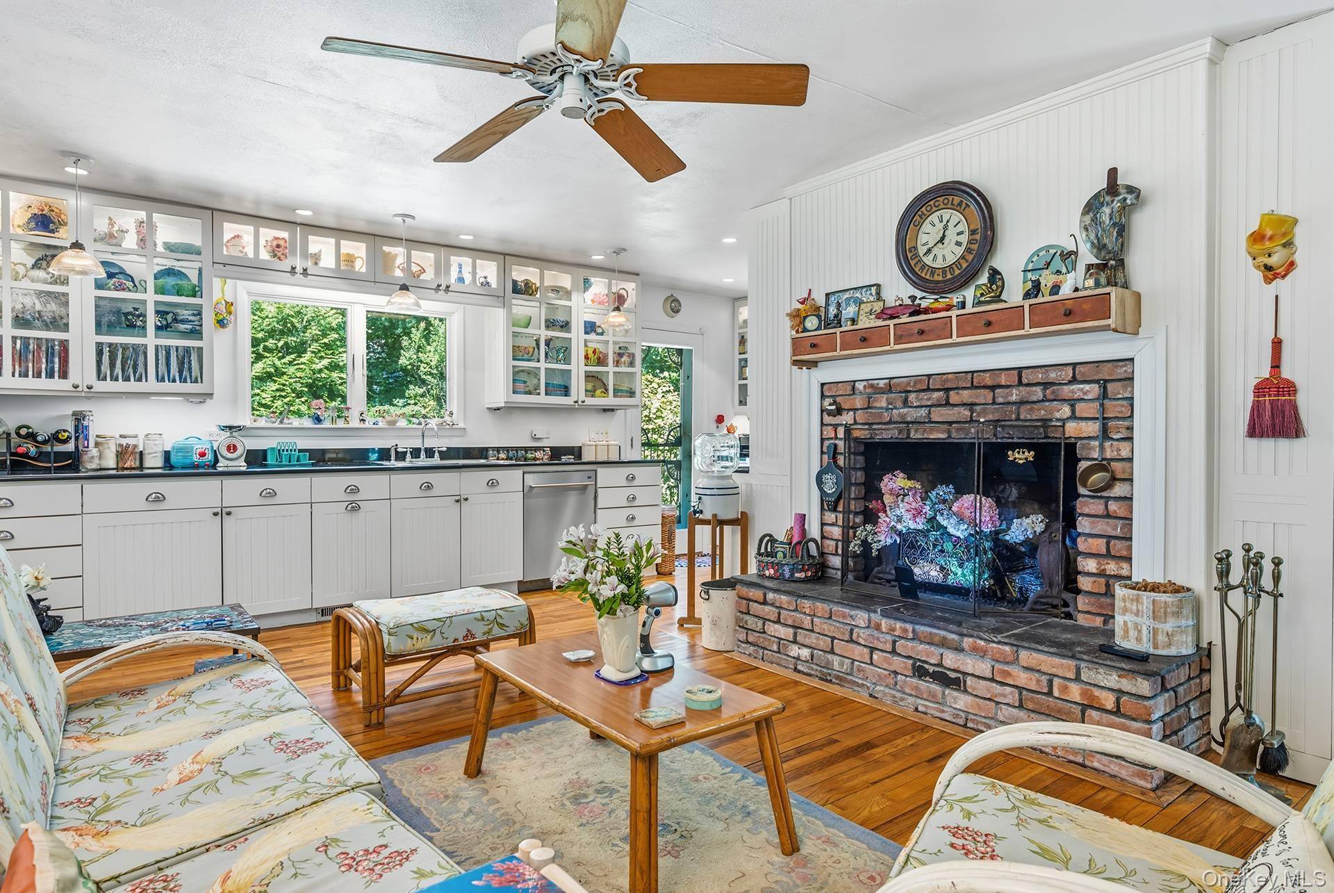 50 Barnes Hole RD, East Hampton, NY 11937