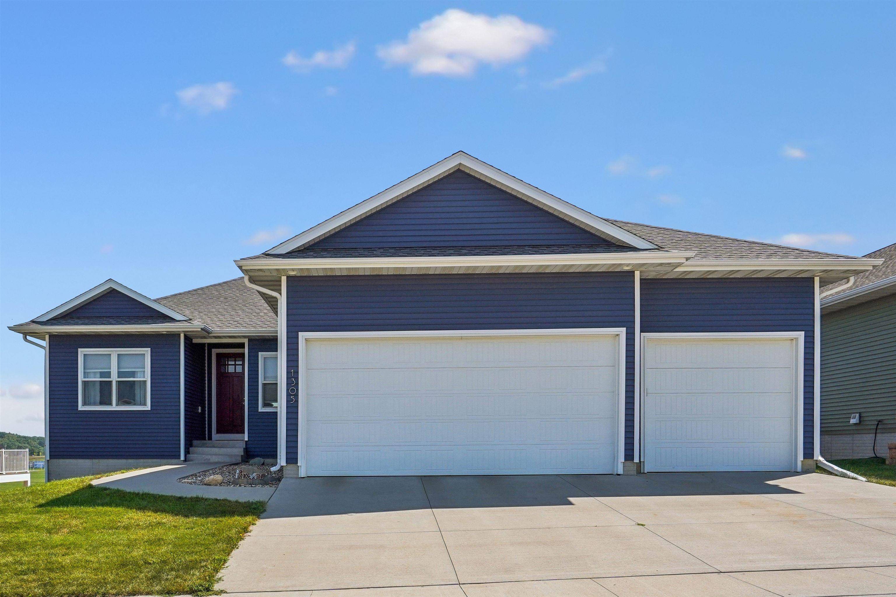 1305 SE 1st ST, Waverly, IA 50677