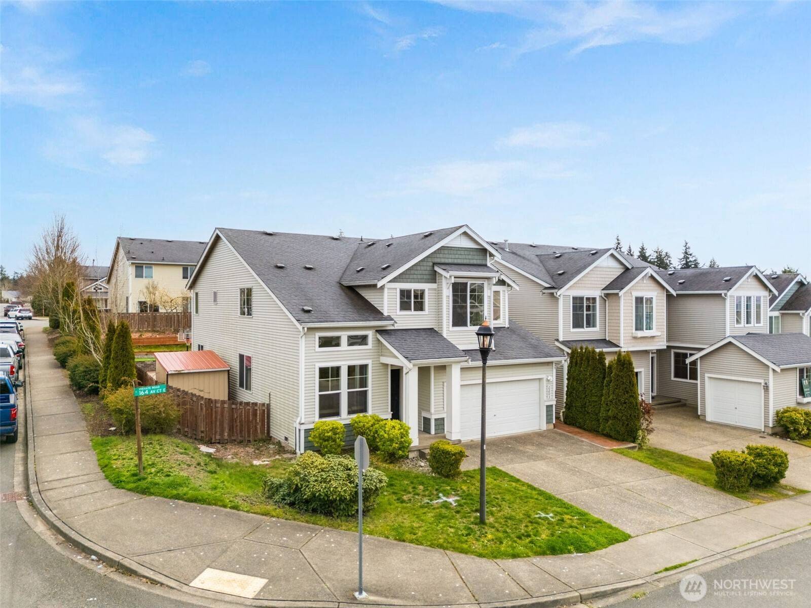 2203 164th AVE E, Lake Tapps, WA 98391