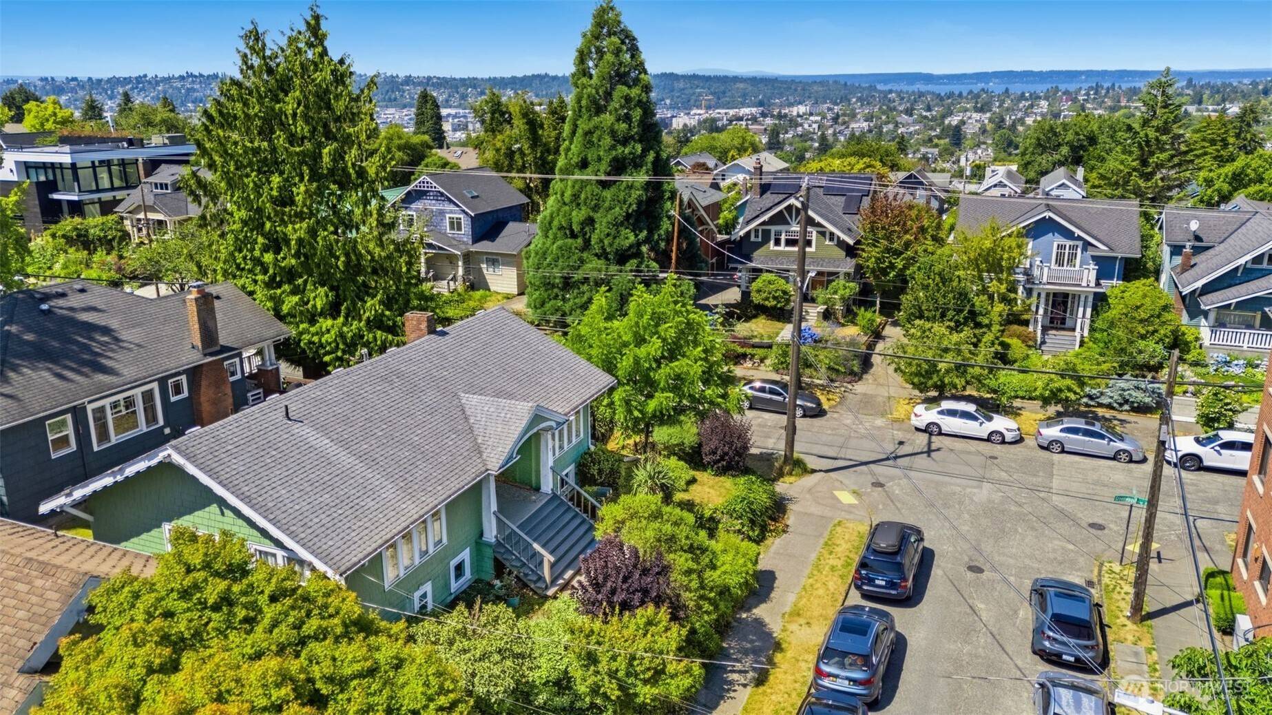 303 N 64th ST, Seattle, WA 98103
