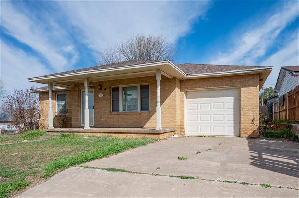 201 E 3rd ST, Cement, OK 73017