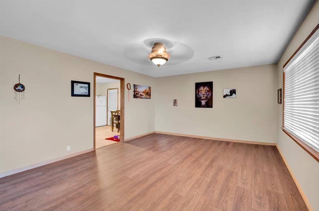 201 E 3rd ST, Cement, OK 73017
