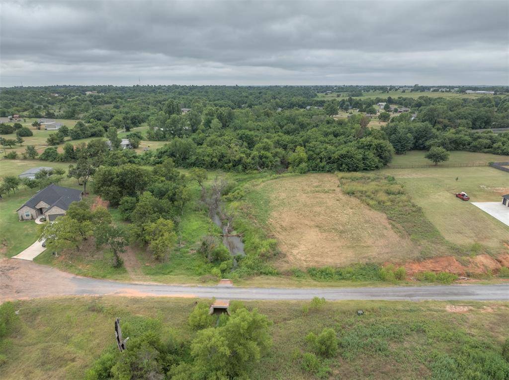 2335 Dixie DR, Blanchard, OK 73010