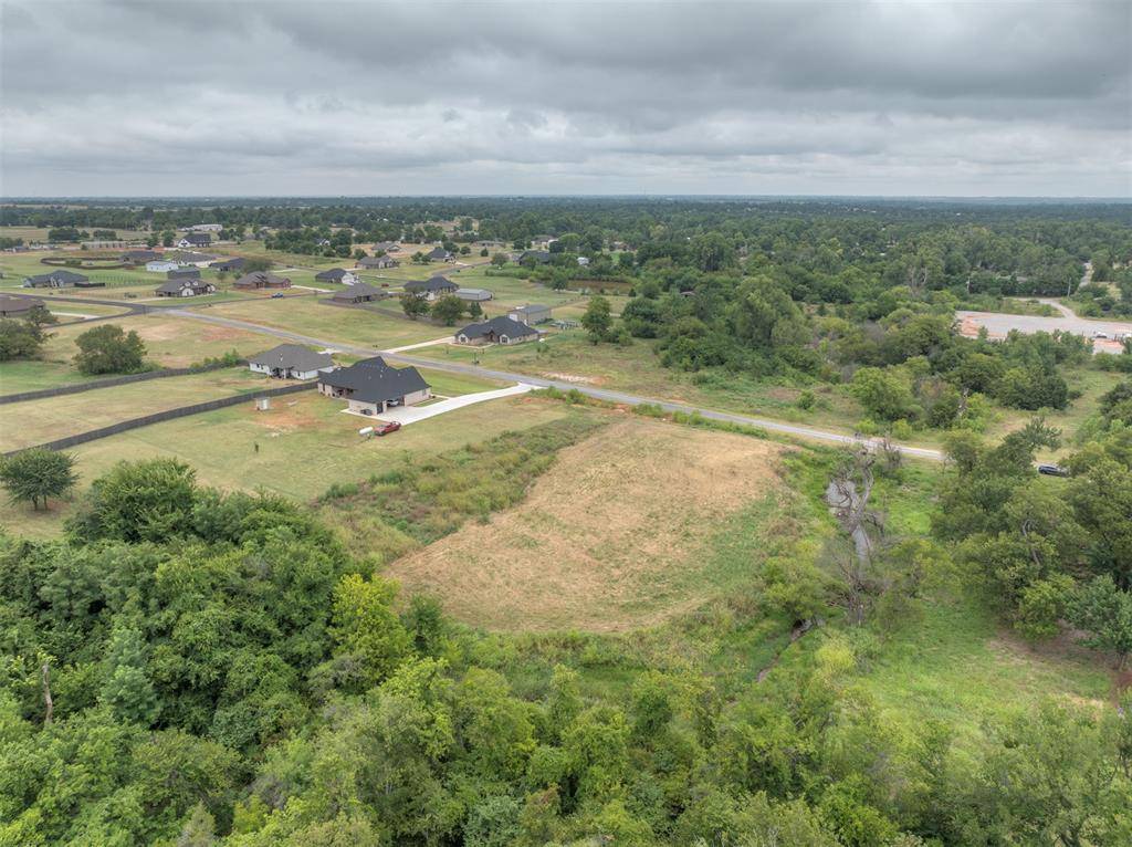 2335 Dixie DR, Blanchard, OK 73010