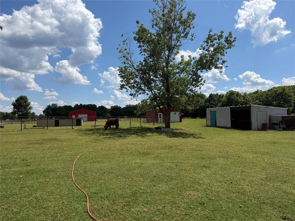 2307 County Road 3416, Byars, OK 74831