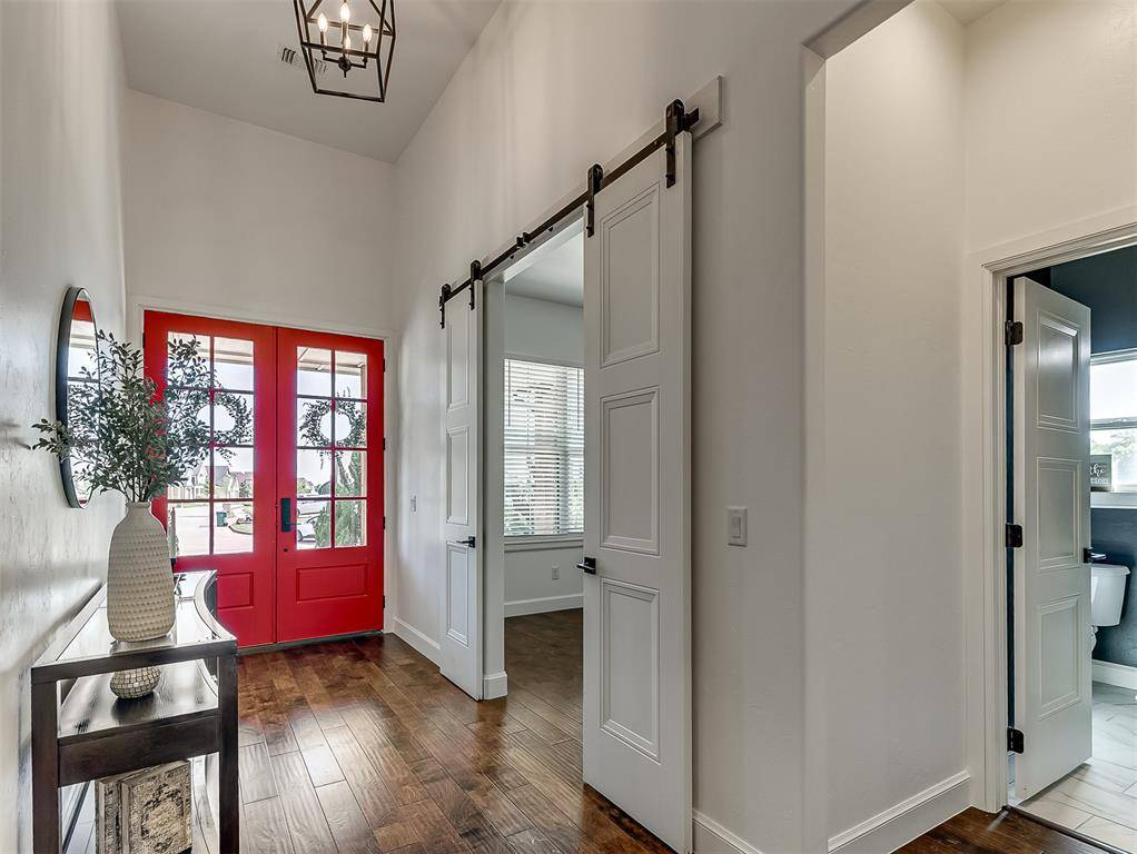 8904 NW 130th ST, Oklahoma City, OK 73142