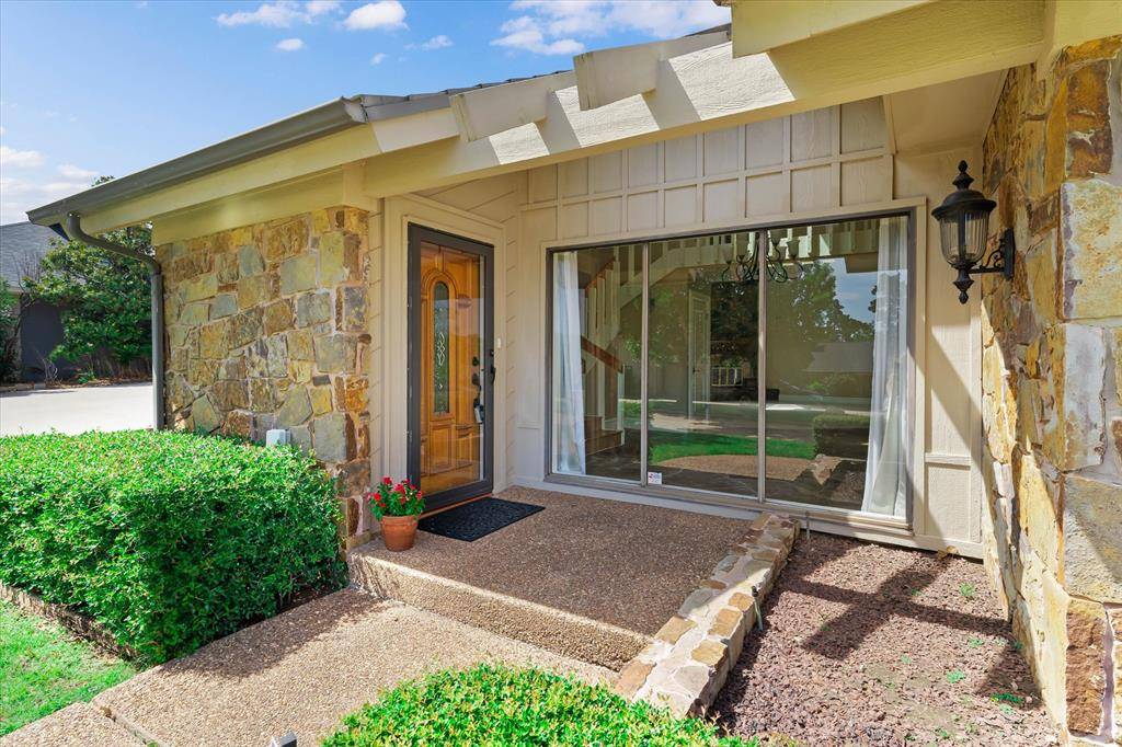 3001 Raintree RD, Oklahoma City, OK 73120
