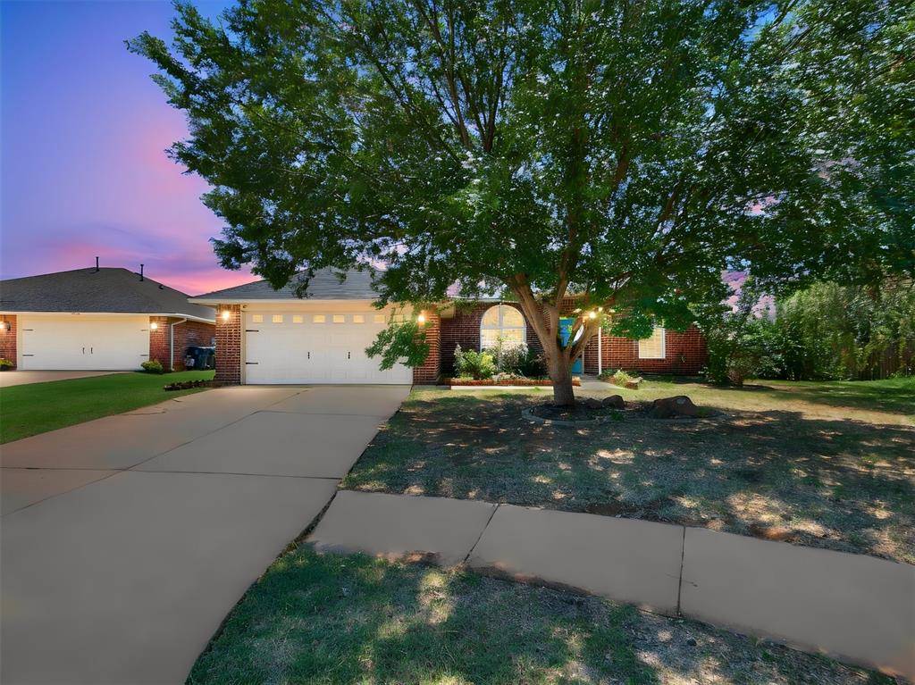 16104 Cantera Creek DR, Edmond, OK 73013