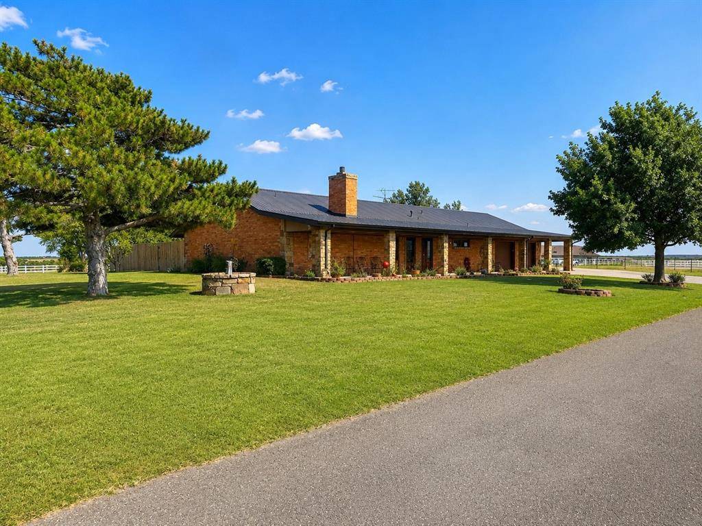 4700 W Modelle, Clinton, OK 73601