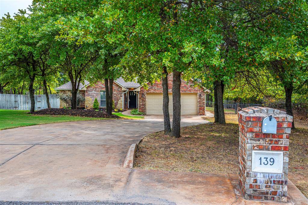 139 Tulip TRL, Edmond, OK 73025